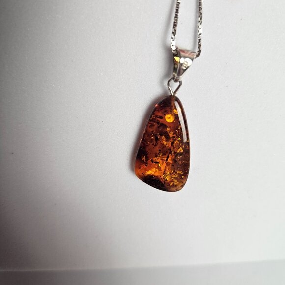 Genuine Amber Pendant Necklace on 24" Italian 925 Sterling Silver Box Chain - Picture 7 of 13